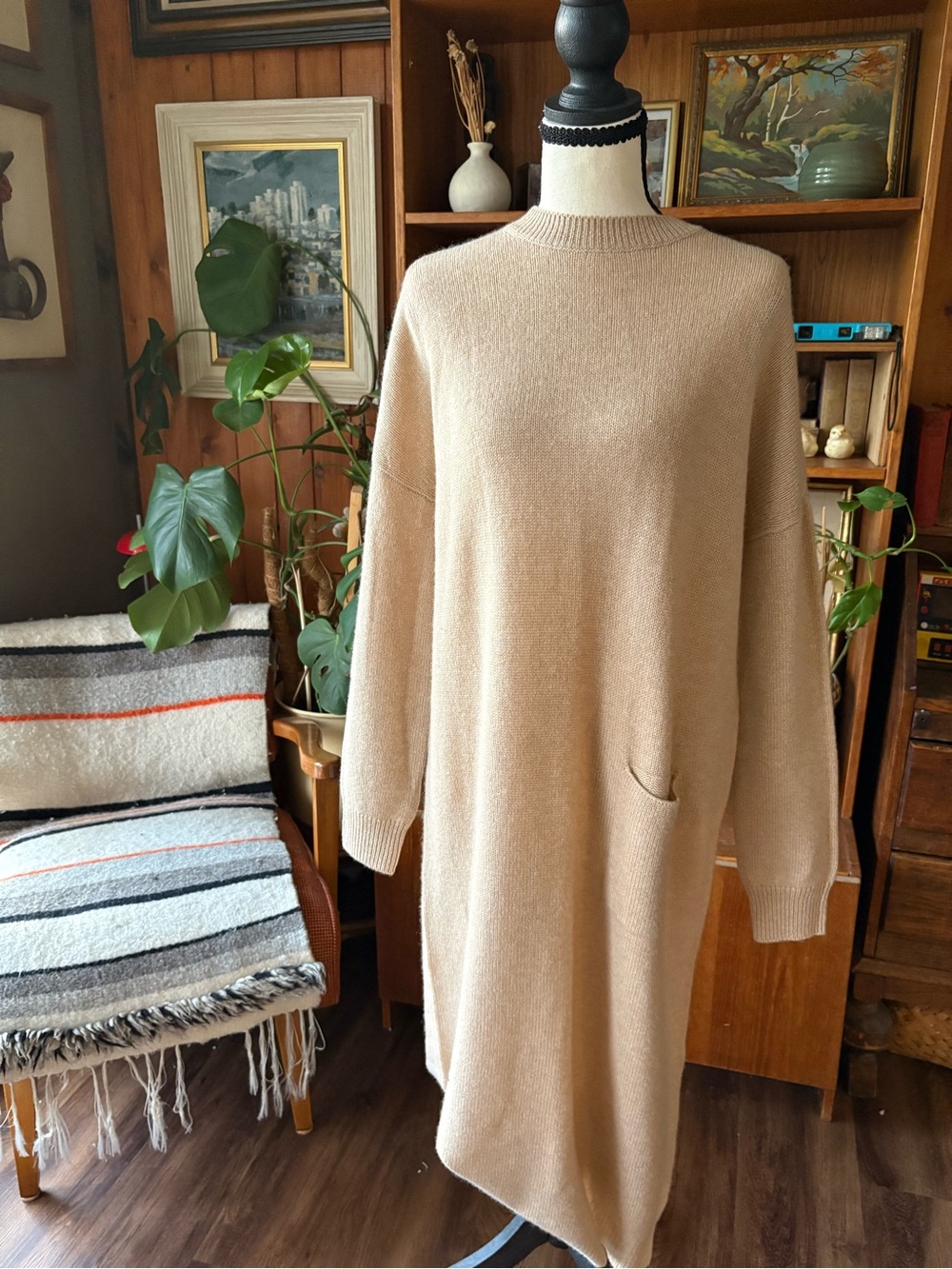 100% Cashmere Minimalist Tan Knit Dress TONOT M - Picture 2 of 9